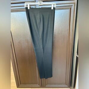 JJill black straight leg pull-on pants. Size L